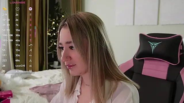 Fiona-Love online show from December 20, 5:27 pm