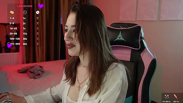 Fiona-Love online show from June 5, 5:18 pm