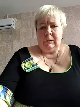 EffectFiona online show from February 22, 6:17 am