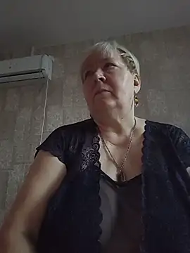 EffectFiona online show from March 23, 2:11 am