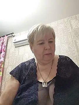 EffectFiona online show from March 31, 10:56 pm