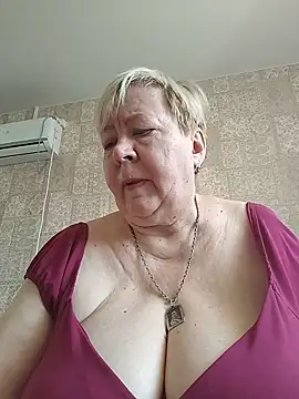 EffectFiona online show from March 13, 3:44 am