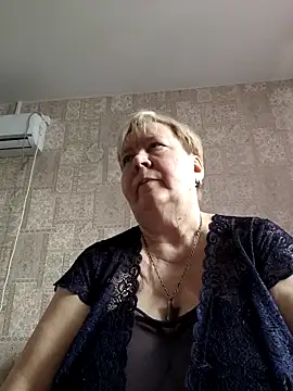 EffectFiona online show from February 26, 12:05 pm