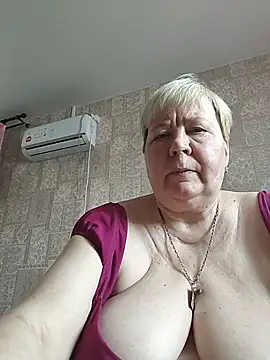 EffectFiona online show from March 11, 12:54 pm