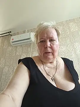EffectFiona online show from May 24, 4:12 am