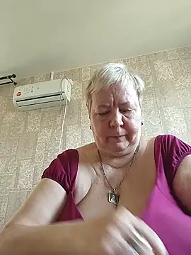 EffectFiona online show from May 26, 12:53 am