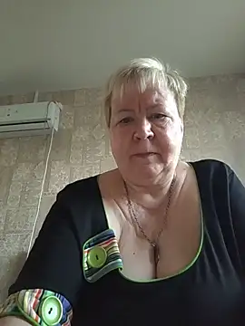 EffectFiona online show from May 24, 11:37 pm