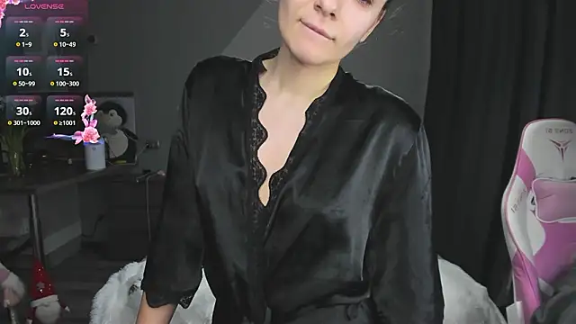 Maggie Moore online show from March 12, 9:57 am