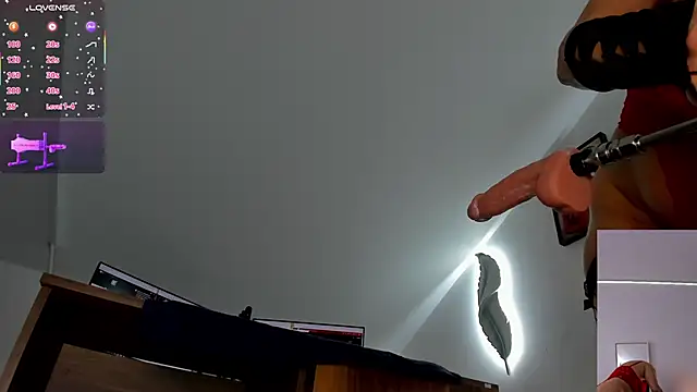 KarlaHartley online show from February 12, 5:40 am