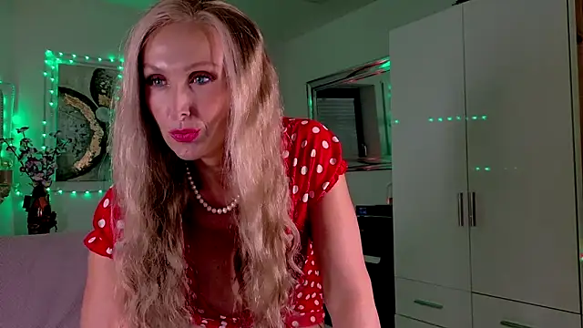 2bigass4 u online show from March 11, 6:08 pm