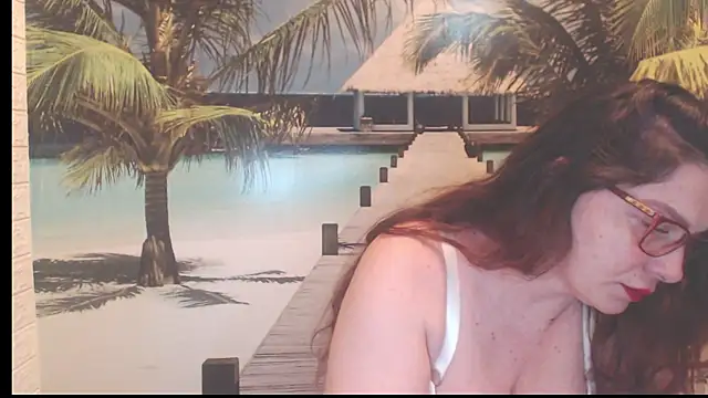 Queen  Natasha online show from January 6, 9:41 pm