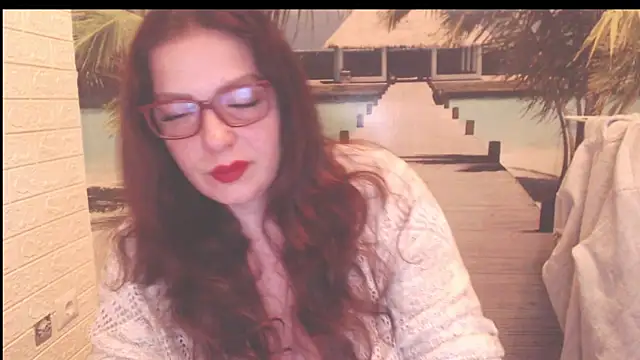 Queen  Natasha online show from April 3, 9:32 pm