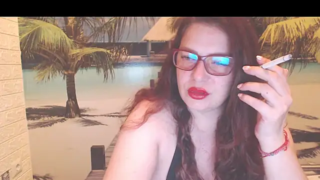 Queen  Natasha online show from July 8, 10:10 pm