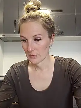 MaviePearl online show from February 27, 9:29 am