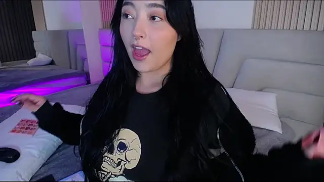 Miss Loise online show from November 24, 4:12 am