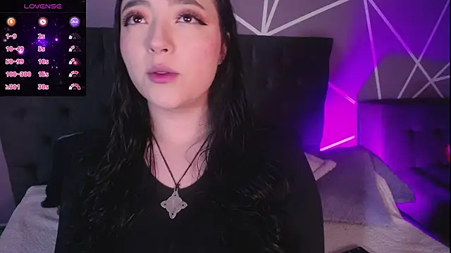 Snapshot of Miss_Loise chatting on March 8, 12:41 pm Miss Loise online show from March 8, 12:41 pm