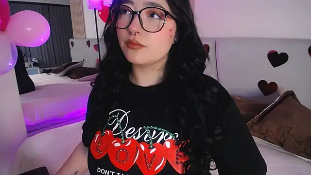 Miss Loise online show from February 13, 2:44 am