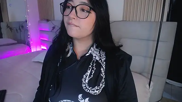 Miss Loise online show from December 20, 4:37 am