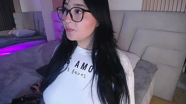 Miss Loise online show from November 18, 5:22 am