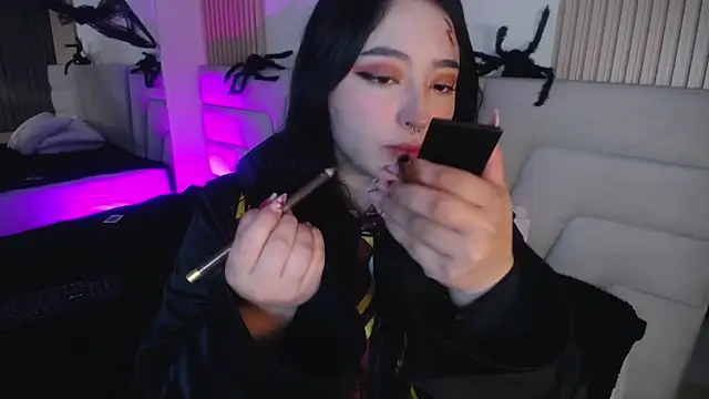 Miss Loise online show from October 31, 3:47 am