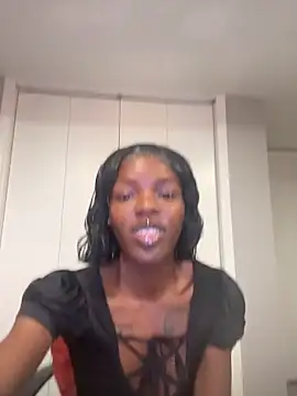 wishwashhy22 online show from February 27, 5:29 am