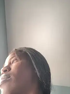 Snapshot of wishwashhy22 chatting on February 3, 5:03 pm wishwashhy22 online show from February 3, 5:03 pm