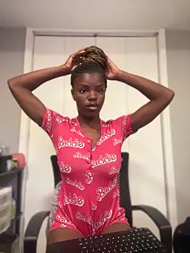 wishwashhy22 online show from April 8, 5:14 pm