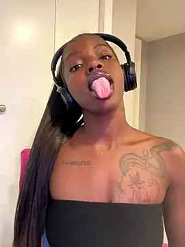 Snapshot of wishwashhy22 chatting on September 28, 5:47 am wishwashhy22 online show from September 28, 5:47 am