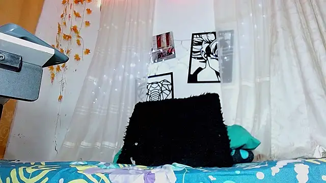 angel bonbom online show from April 2, 3:30 pm