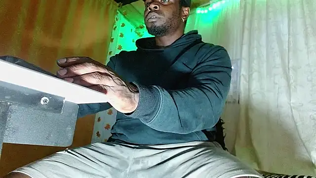 angel bonbom online show from February 14, 9:59 pm