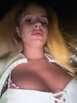 BritneyDimond online show from December 20, 10:11 pm