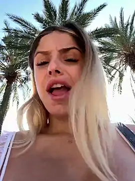 BritneyDimond online show from December 20, 10:49 am