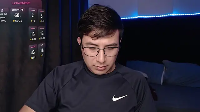 andrewmhilton  online show from March 8, 7:33 am