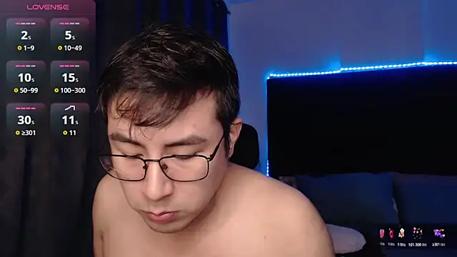 andrewmhilton  online show from March 17, 5:54 am