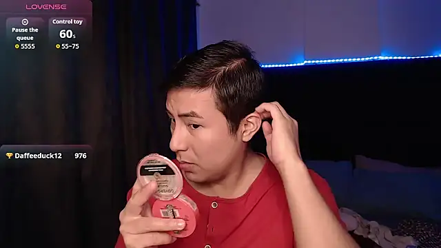 andrewmhilton  online show from March 20, 4:46 am