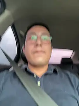 andrewmhilton  online show from April 15, 6:23 pm