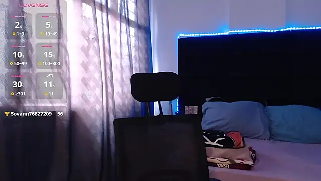 andrewmhilton  online show from April 9, 6:36 pm