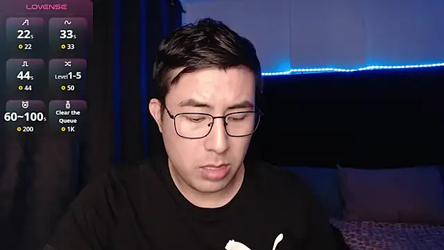 andrewmhilton  online show from April 18, 6:16 am