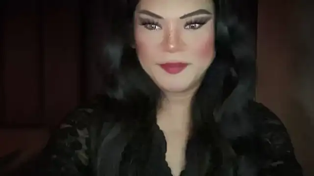 one great devine online show from September 15, 7:47 pm