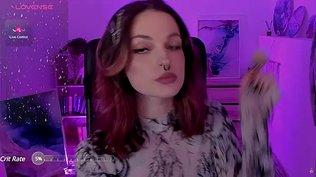 Snapshot of BratzieDarsie chatting on March 5, 11:28 am BratzieDarsie online show from March 5, 11:28 am