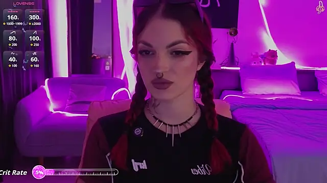 Snapshot of BratzieDarsie chatting on June 22, 2:25 pm BratzieDarsie online show from June 22, 2:25 pm