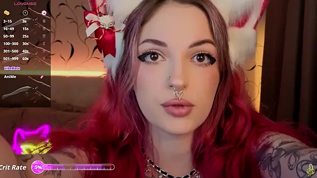 Snapshot of BratzieDarsie chatting on January 11, 11:17 am BratzieDarsie online show from January 11, 11:17 am