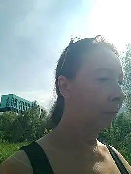 Snapshot of Celine_Faer1 chatting on July 6, 9:27 am Celine Faer1 online show from July 6, 9:27 am