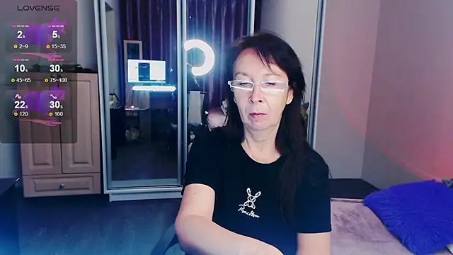 Celine Faer1 online show from May 14, 12:13 pm