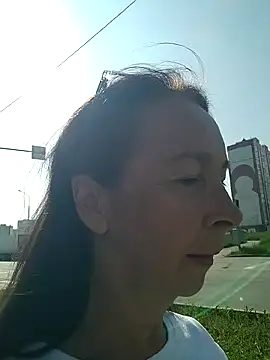 Snapshot of Celine_Faer1 chatting on June 16, 10:26 am Celine Faer1 online show from June 16, 10:26 am