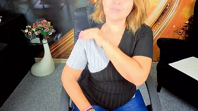 EmmaxPark online show from September 17, 6:26 am