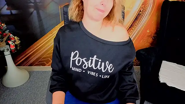 EmmaxPark online show from December 15, 7:03 am