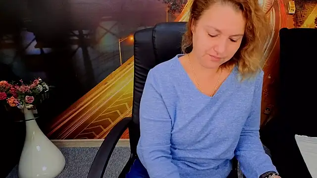 EmmaxPark online show from December 4, 7:18 am