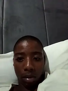 BLACK BOTTOM03 online show from January 5, 6:44 pm