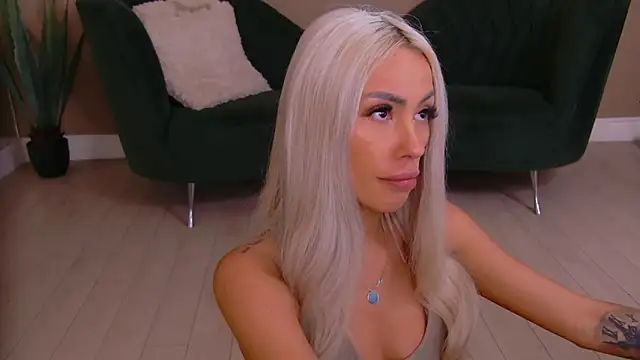 Bailey Rush online show from April 15, 6:45 pm